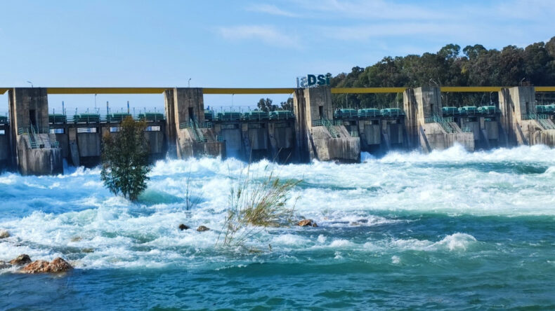 Baraj doldu, kapaklar a&ccedil;ıldı