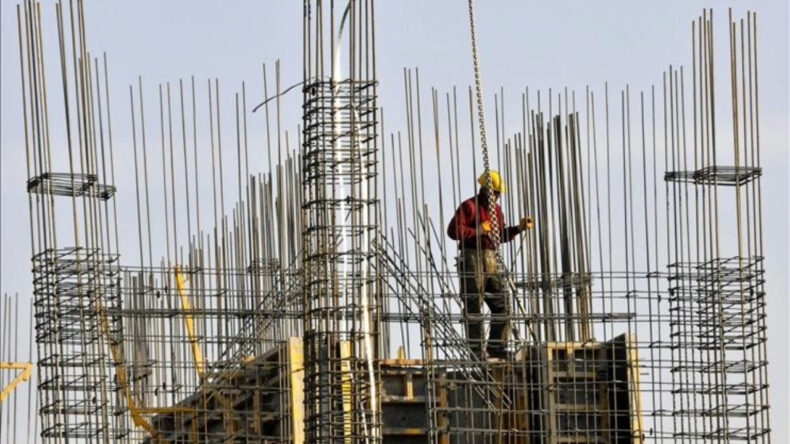 Başına Demir Düşen İşçi Hayatını Kaybetti