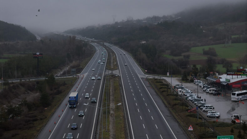 Bayram Dönüşü Trafik Yoğunluğu Yaşandı