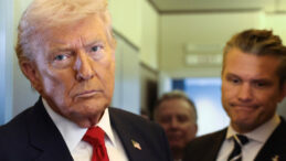 Benzin fiyatları fırladı, Trump'tan a&ccedil;ıklama geldi