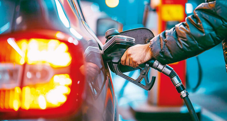 Benzin ve Motorine B&uuml;y&uuml;k Zam Geliyor