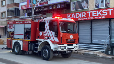 Bilgisayar Patladı, Ofiste Yangın &Ccedil;ıktı