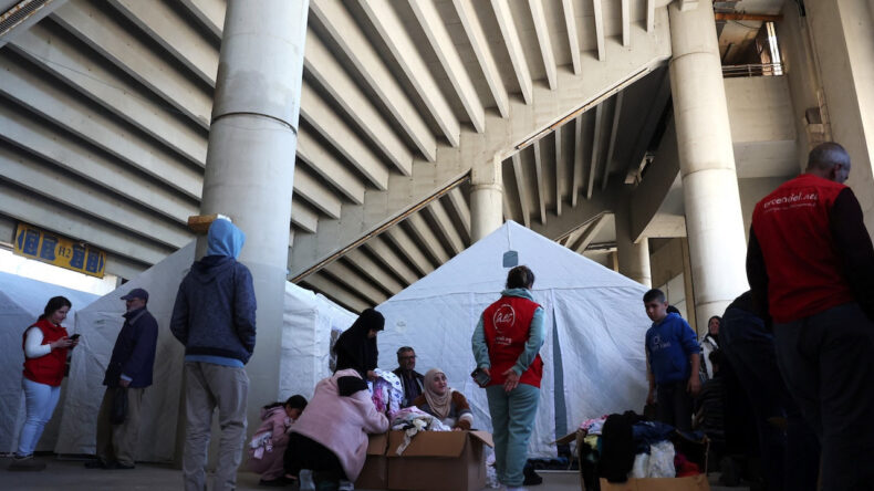 BM: L&uuml;bnan'da 1 haftada 700 bin kişi yerinden edildi