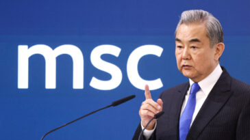 &Ccedil;in'den K&ouml;rfez'de Arabuluculuk Hamlesi