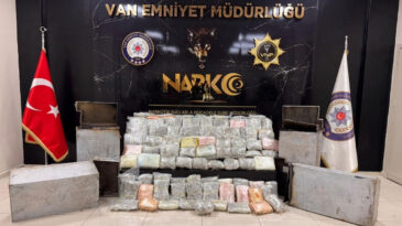 &Ccedil;ekici ve dorsesinde 68 kilo 500 gram skunk ele ge&ccedil;irildi