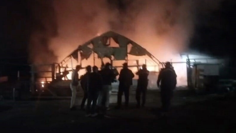 Çiftlikte Yangın: 580 Kanatlı Hayvan Telefon Oldu