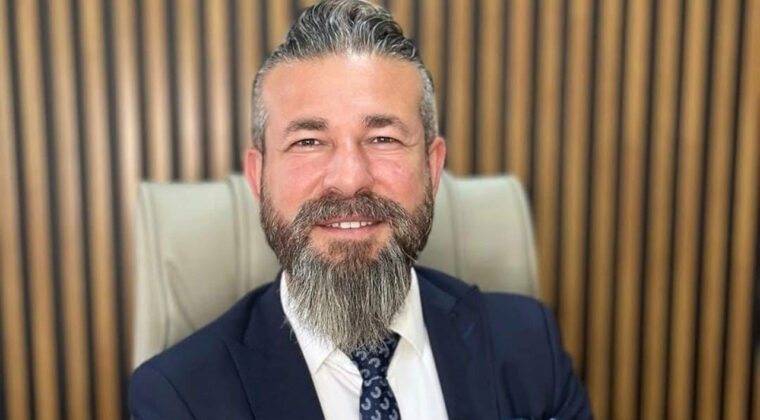 &Ccedil;ocuğunun g&ouml;z&uuml; &ouml;n&uuml;nde otopark cinayetine kurban gitti