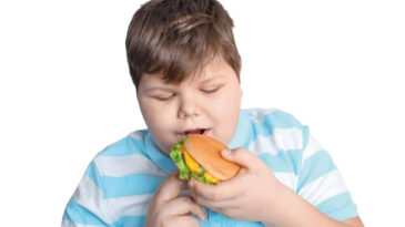 &Ccedil;ocuklar obezitenin en kritik halkası