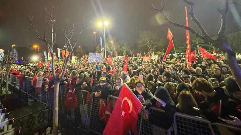CHP'den operasyonların yıl d&ouml;n&uuml;m&uuml;nde dev miting