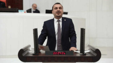 CHP'li Bekir Başevirgen: "Artık 'sudan ucuz' diye bir şey yok"