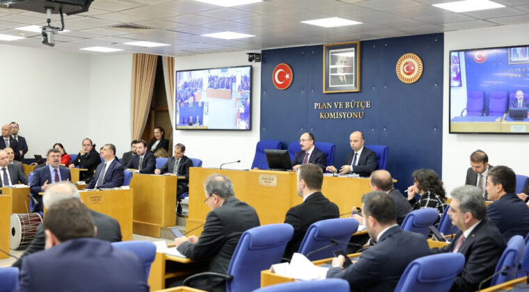 CHP'li Ocaklı'dan AKP'li Şahin'e: Emekli maaşını asgari &uuml;cret seviyesine getirmek i&ccedil;in &ccedil;aba g&ouml;ster