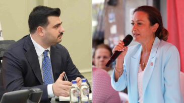 CHP'li &Ouml;zalper'den AKP'li İnan'a yanıt: Kimlik bunalımı yaşıyor