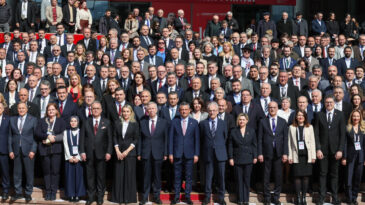 CHP'nin politika kurullarının &uuml;yeleri belli oldu