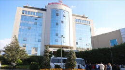 CHP&rsquo;li Meclis &Uuml;yeleri, DSP'ye Ge&ccedil;ti