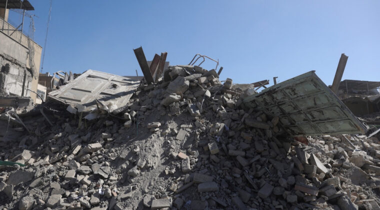 CNN: CIA, İran'da muhalif K&uuml;rtleri silahlandırmaya &ccedil;alışıyor