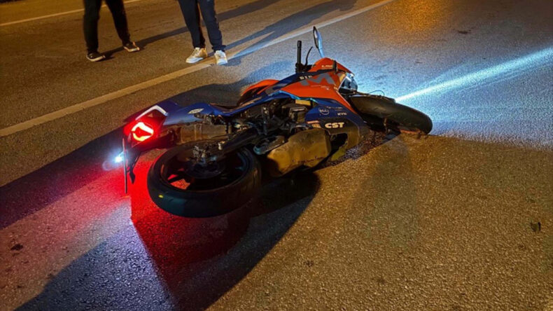 Devrilen Motosikletin Sürücüsü Hayatını Kaybetti