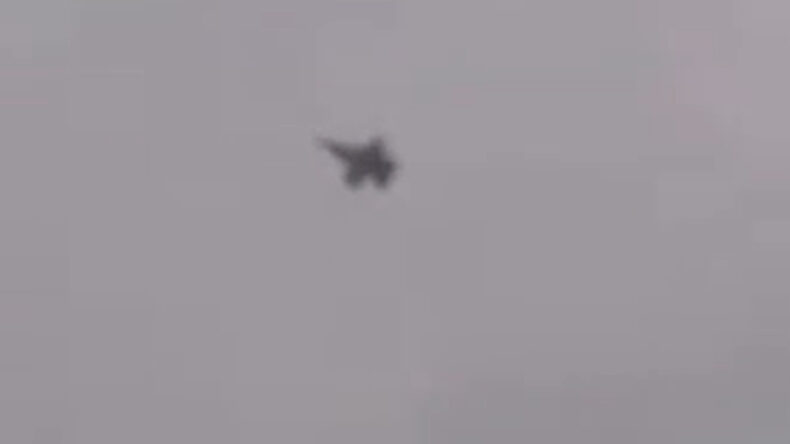 Devrim Muhafızları Ordusu: ABD&rsquo;ye ait F-18 savaş u&ccedil;ağı vuruldu