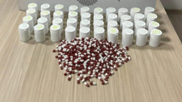 D&ouml;rt TIR'da yarım ton uyuşturucu bulundu