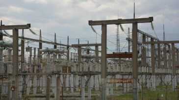 Elektrik Santraline Saldırı: 25 &Ouml;l&uuml;