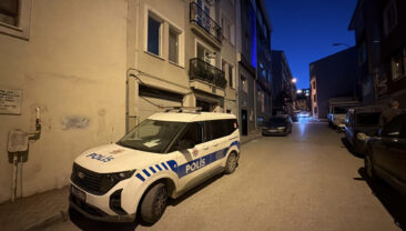 Emekli okul m&uuml;d&uuml;r&uuml; evinde &ouml;l&uuml; bulundu