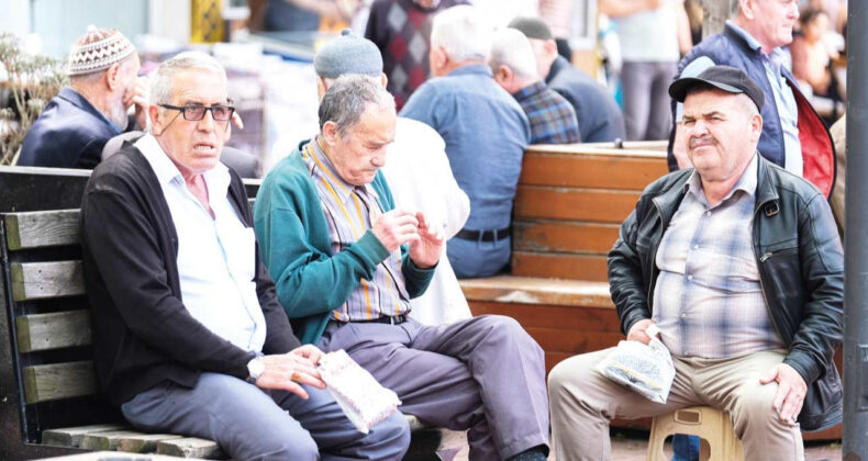 Emeklilerin C&uuml;zdanı K&uuml;&ccedil;&uuml;ld&uuml;