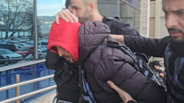 Eşinin Dayısını &Ouml;ld&uuml;rm&uuml;şt&uuml;: "Korkutmak İstedim"