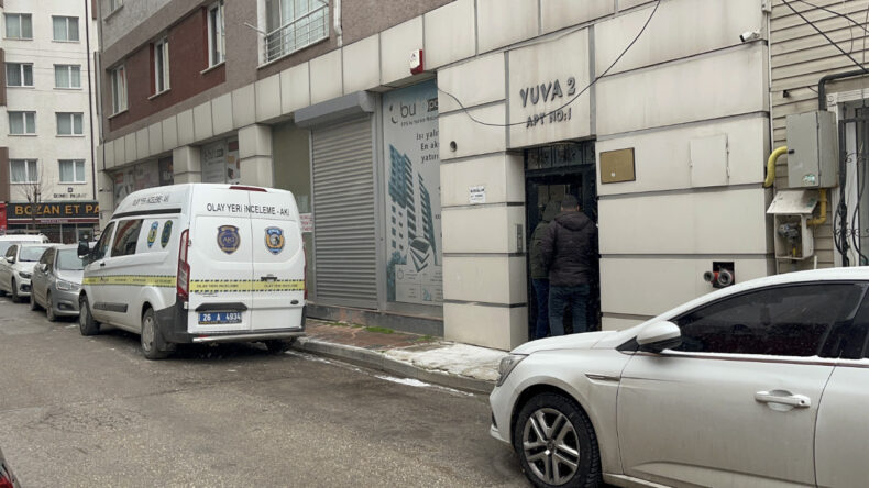 Eskişehir'de Eşini Boğup 7. Kattan Atladı