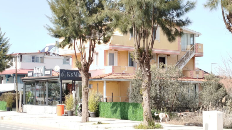 Ev sahibi dehşet sa&ccedil;tı, kiracısının oğlunu &ouml;ld&uuml;rd&uuml;