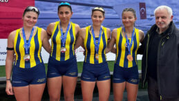 Fenerbah&ccedil;e, T&uuml;rkiye Kupası K&uuml;rek Yarışları'nda erkekler ve kadınlarda zirvede