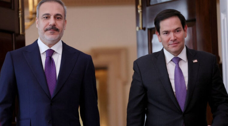 Fidan ve Rubio arasında &lsquo;f&uuml;ze&rsquo; g&ouml;r&uuml;şmesi