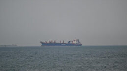 Fransa bir 'hayalet gemiye' daha el koydu