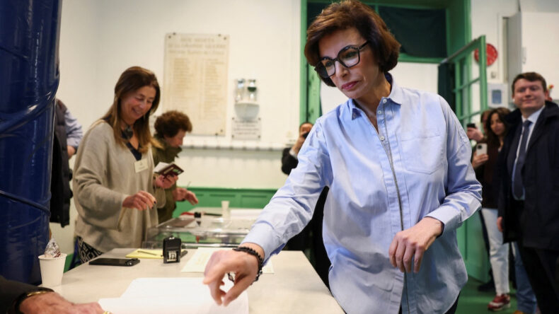 Fransa'da Yerel Se&ccedil;imden Şaşırtan Sonu&ccedil;