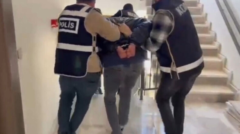 Gaziantep&rsquo;te darp ve tehditle 3 milyon TL isteyen 5 kişi yakalandı