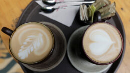 Ge&ccedil;en yıl rekor kırmıştı: Kahve fiyatları sert geriledi