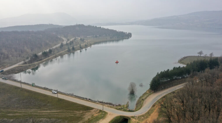 G&ouml;lk&ouml;y Barajı y&uuml;zde 100 doldu: Yağışlar etkisini g&ouml;sterdi