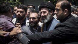 Hamaney'in yerine gelmesi beklenen oğluyla ilgili &ccedil;arpıcı "iktidarsızlık" iddiası