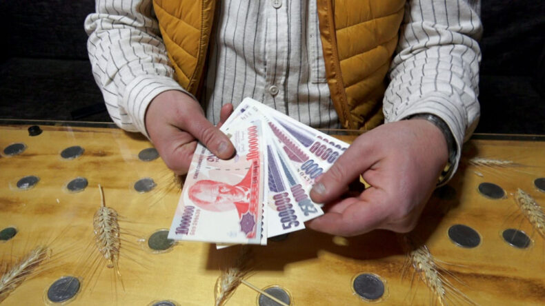 Harca harca bitmezdi… Şimdi duvarlarda sergileniyor