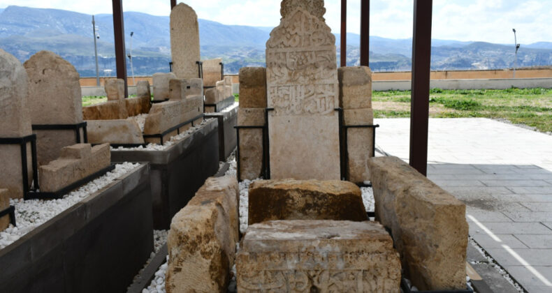 Hasankeyf&rsquo;te 10 bin yıllık tarih g&ouml;zler &ouml;n&uuml;ne serildi