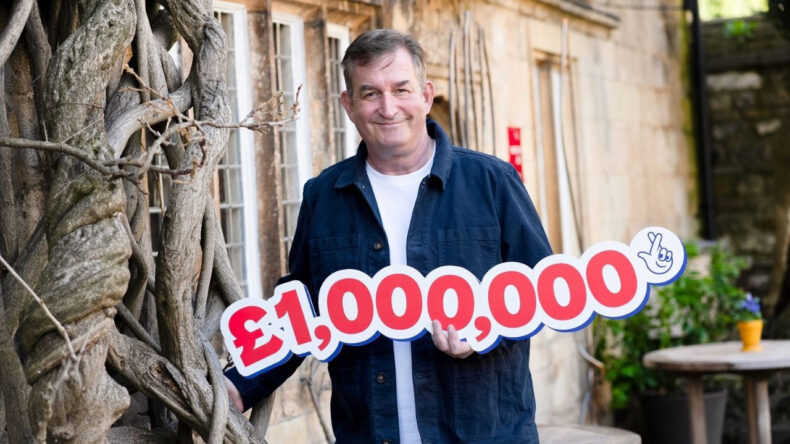 Hatıra Olarak Sakladı, Servete D&ouml;n&uuml;şt&uuml;rd&uuml;