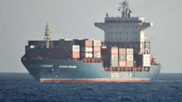 H&uuml;rm&uuml;z Boğazı'nda Konteyner Gemisine Saldırı