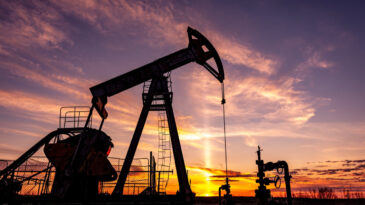 H&uuml;rm&uuml;z Kilit, Venezuela Yetersiz: Enerji Krizinde &Ccedil;ıkış Yok