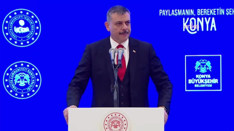 İ&ccedil;işleri Bakanı &Ccedil;ift&ccedil;i: Dijital tehditlere karşı g&uuml;&ccedil;l&uuml; bir g&uuml;venlik kalkanı kuruyoruz