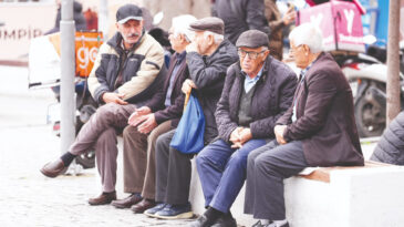 İktidarda ikramiye muamması