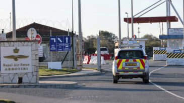 İngiltere'den Kıbrıs A&ccedil;ıklaması: ABD U&ccedil;akları Tarafından Kullanılmadı