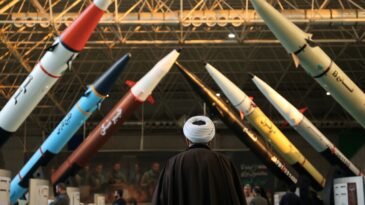 İran: Daha modern silahlar kullanacağız
