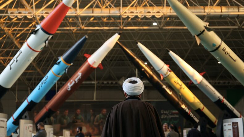 İran: Daha modern silahlar kullanacağız