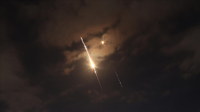 İran, Kuveyt&rsquo;i vurdu: &Ccedil;ok sayıda yaralı var