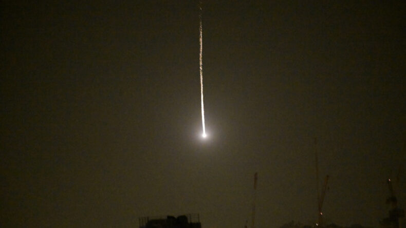 İran Ordusu: İsrail İstihbaratını ve Hava &Uuml;slerini Hedef Aldık