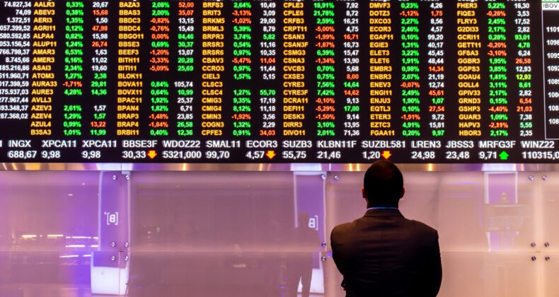 İran Savaşı &Ccedil;inli Şirketleri U&ccedil;urdu