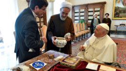 İran'ın Ge&ccedil;iş S&uuml;recini Y&ouml;netecek &Uuml;&ccedil;&uuml;nc&uuml; İsim A&ccedil;ıklandı